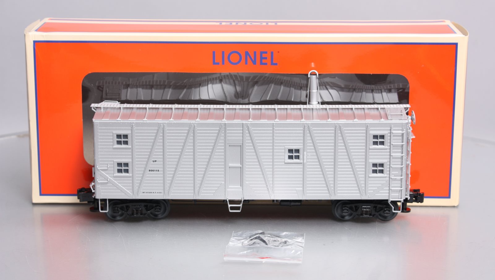Lionel 1926171 O Union Pacific Bunk Car #906115