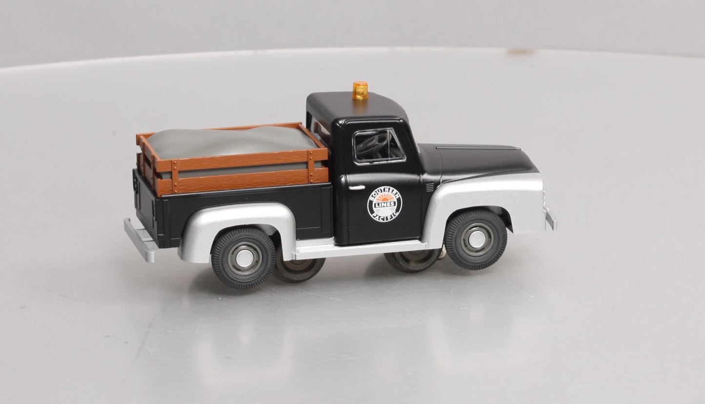 Lionel 6-39541 O Southern Pacific 1955 MOW Pickup Truck w/Railroad Wheels
