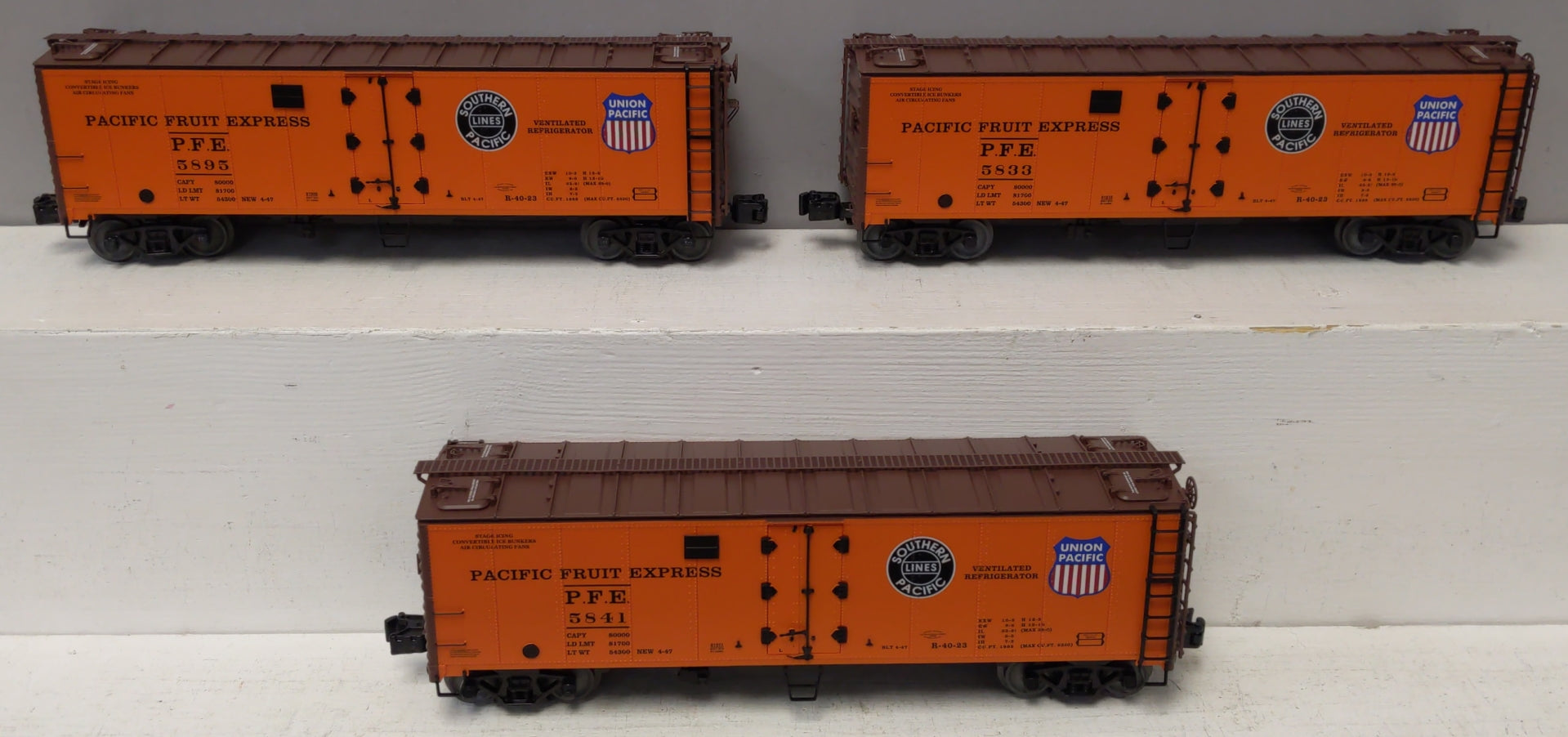 Lionel 6-81908 O Pacific Fruit Express Steel-Side 3-Car Reefer Set