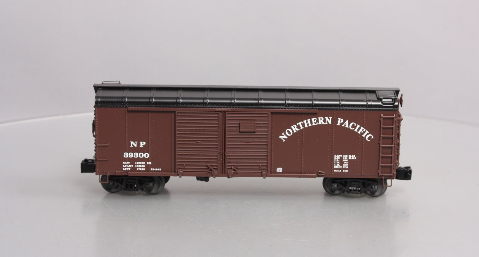 Lionel 6-17738 O Northern Pacific Round Roof DD Boxcar