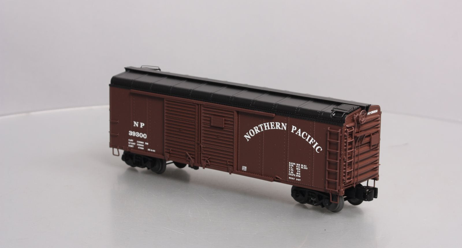 Lionel 6-17738 O Northern Pacific Round Roof DD Boxcar