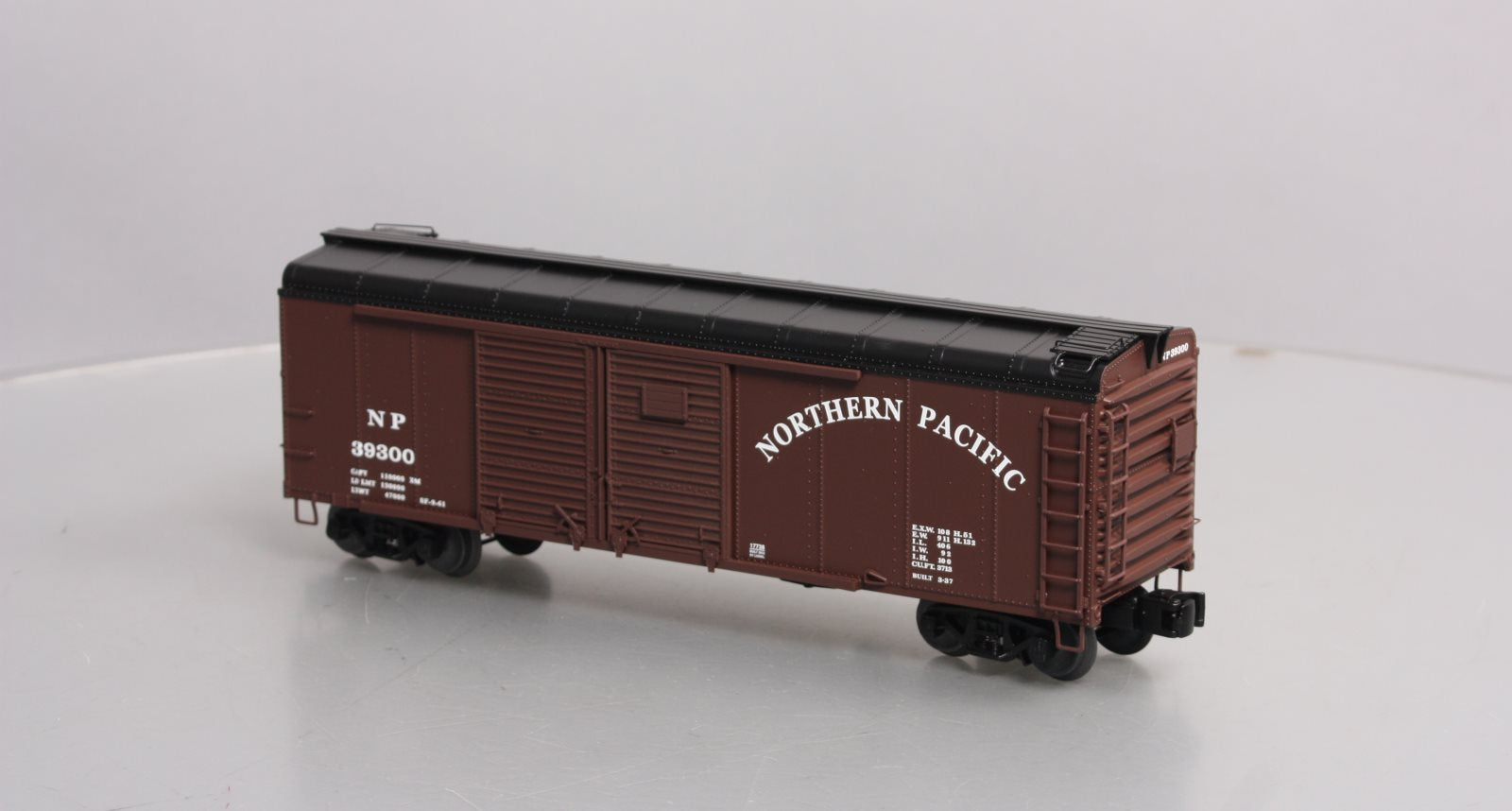Lionel 6-17738 O Northern Pacific Round Roof DD Boxcar
