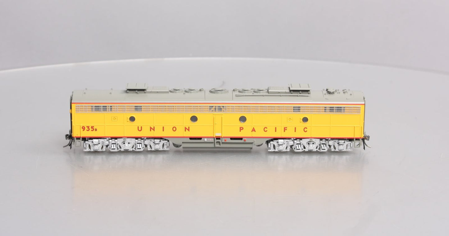 Rapido Trains 28042 HO UP EMD E8B Diesel Locomotive #935B