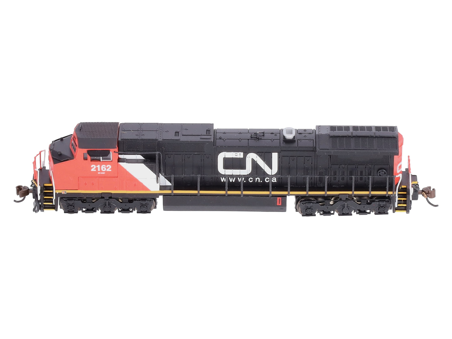 Bachmann 67355 N CN GE Dash 8-40CW Diesel Locomotive Sound with DCC #2162