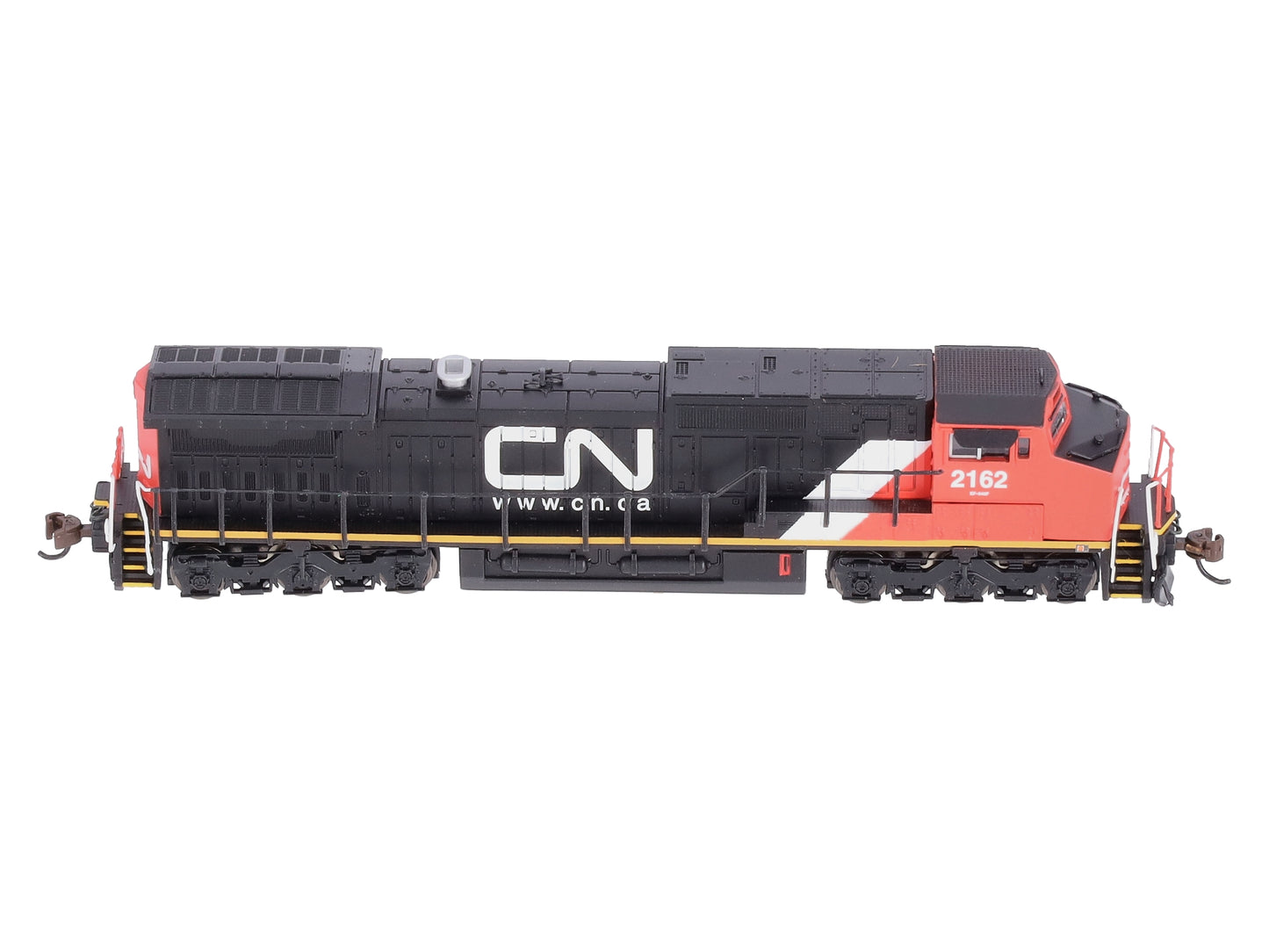 Bachmann 67355 N CN GE Dash 8-40CW Diesel Locomotive Sound with DCC #2162