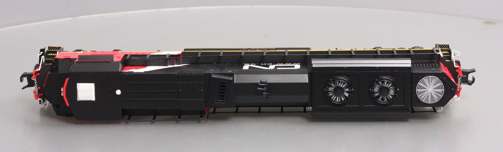 American Flyer 1921072 S CN Legacy SD70ACE Diesel Locomotive #8102