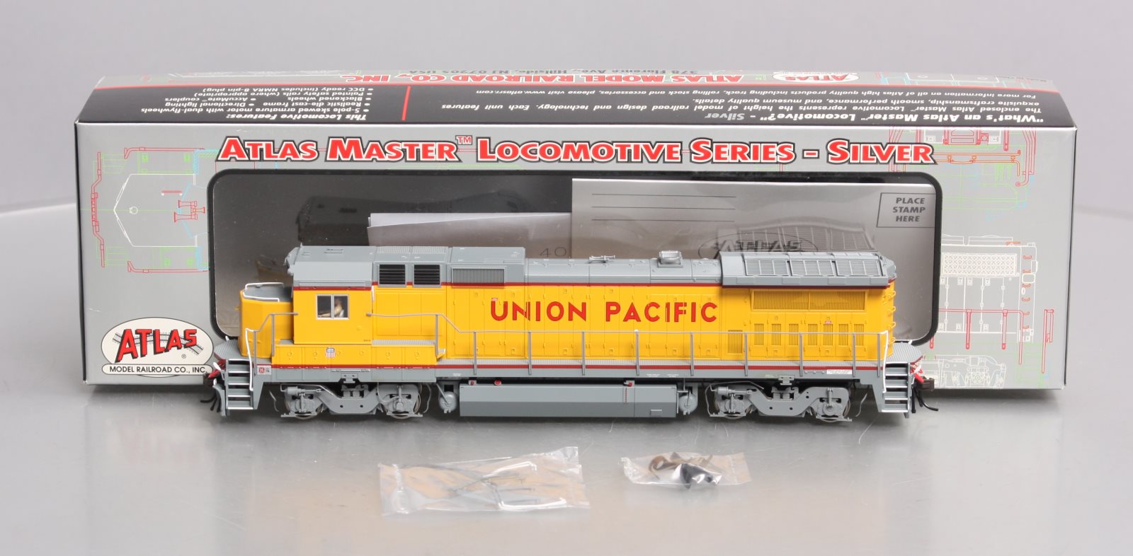 Atlas 7216 HO Union Pacific DASH 8-40B Diesel Locomotive