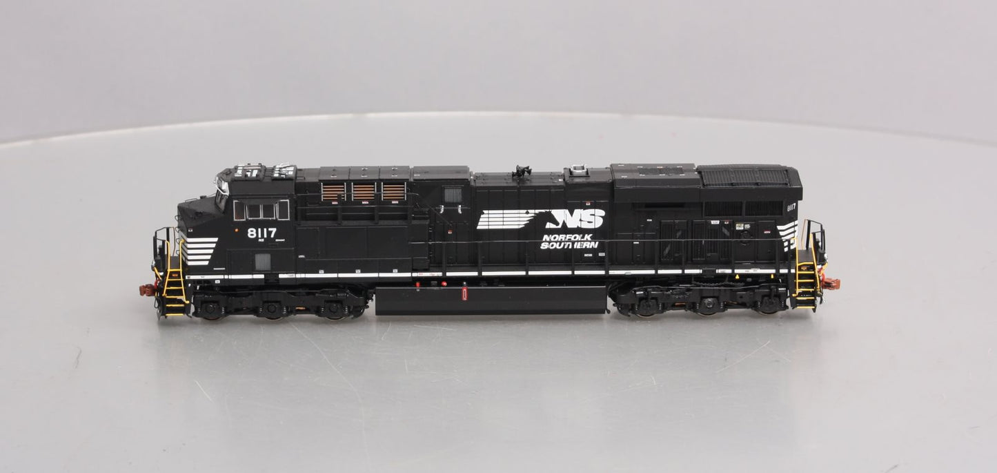 Scale Trains 33093 HO Norfolk Southern GE ES44AC Diesel #8117 LN/Box