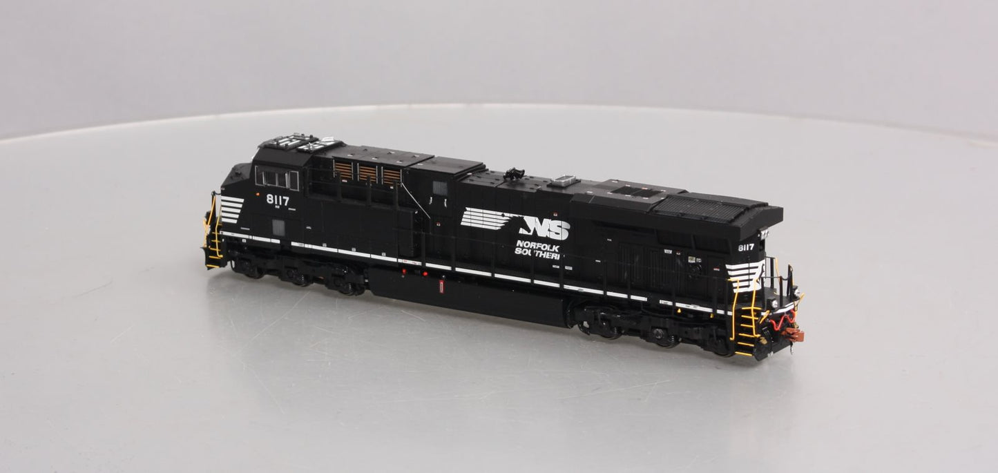 Scale Trains 33093 HO Norfolk Southern GE ES44AC Diesel #8117 LN/Box