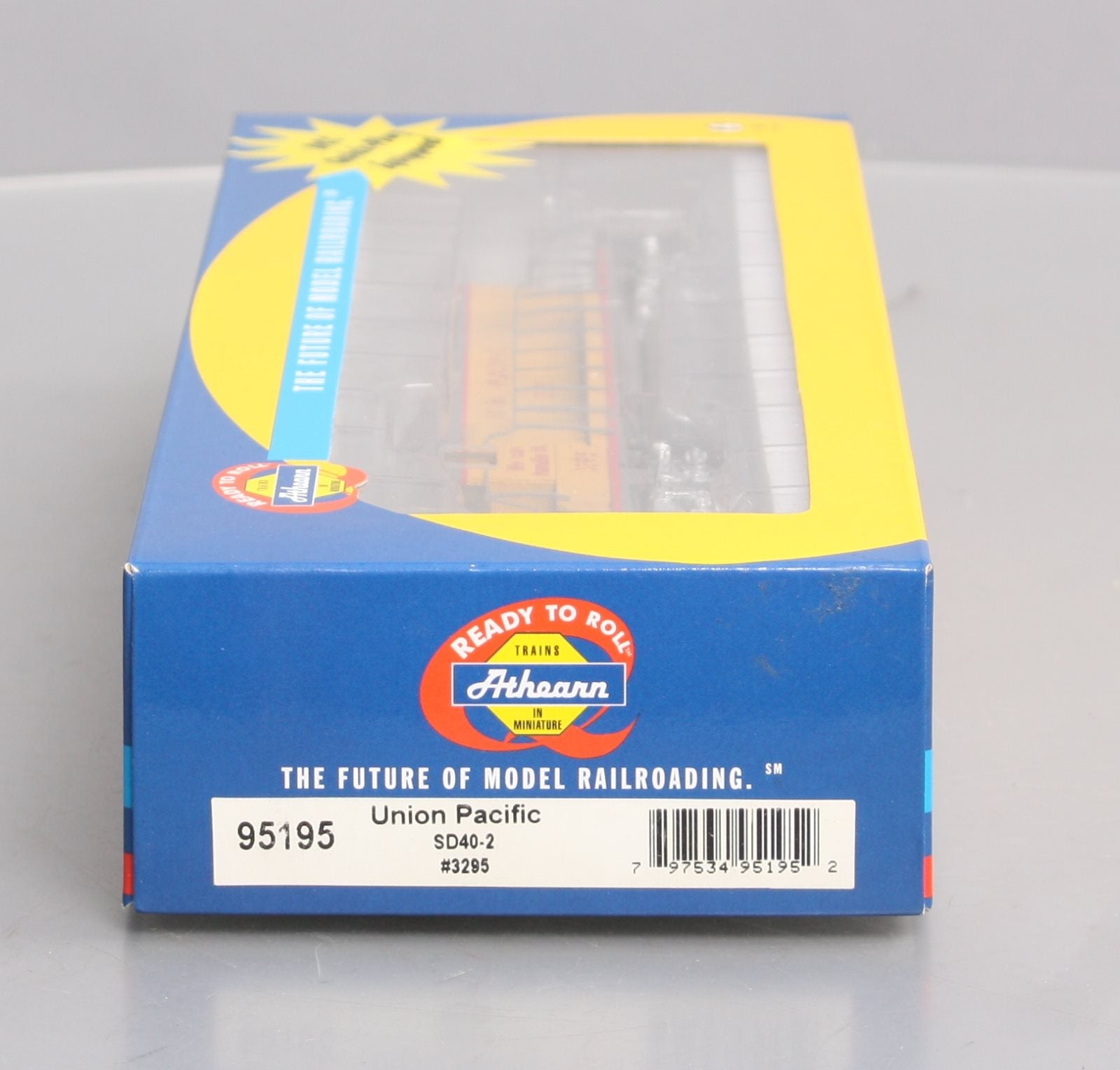 Athearn 95195 HO Union Pacific Ready to Run SD40-2 Diesel Locomotive #3295