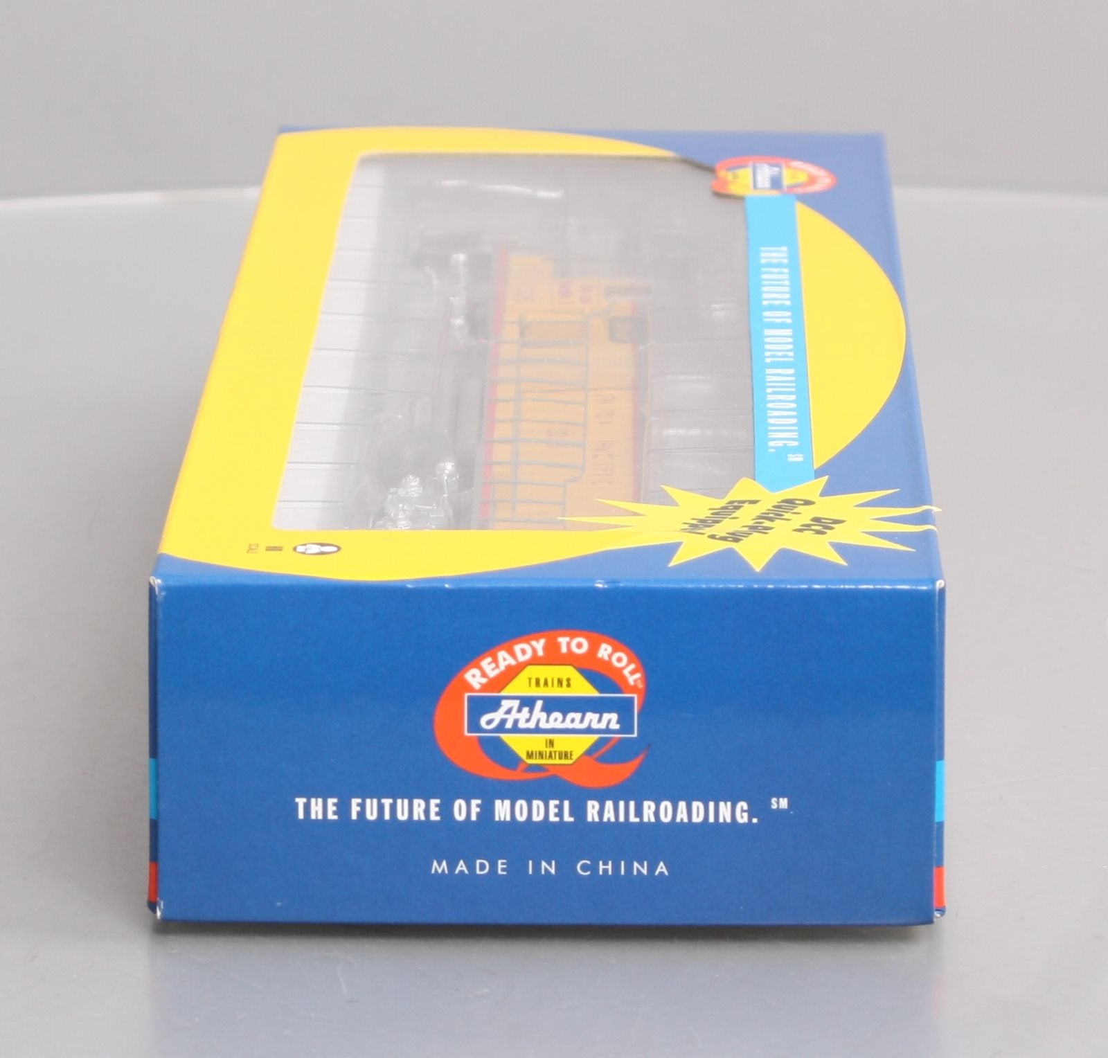 Athearn 95195 HO Union Pacific Ready to Run SD40-2 Diesel Locomotive #3295