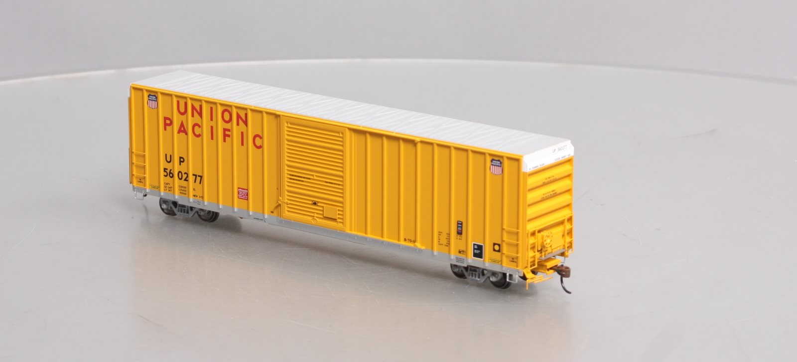 Athearn 72647 HO Union Pacific FMC 60' Hi-Cube Box Car #560277
