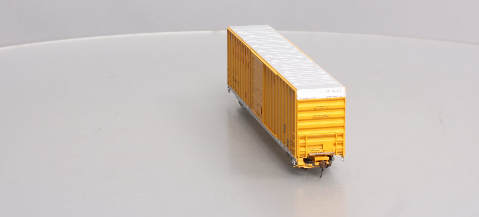 Athearn 72647 HO Union Pacific FMC 60' Hi-Cube Box Car #560277