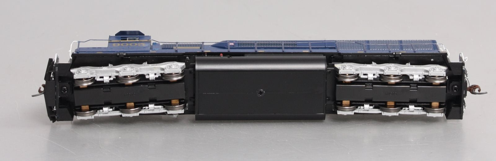 Athearn 98058 HO MPI SD45 Diesel Locomotive #9005 - RTR – Trainz