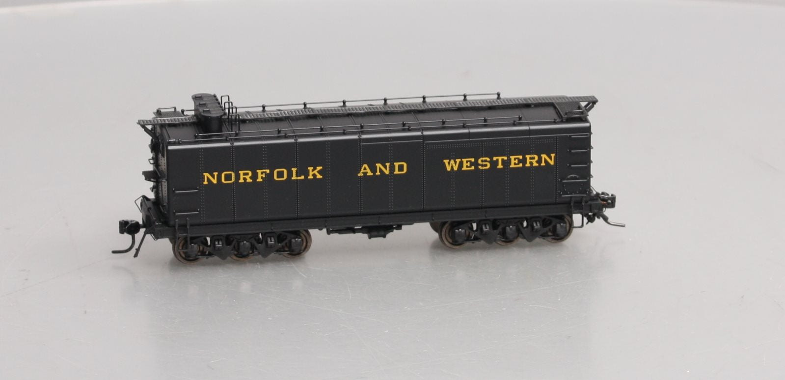 Broadway Limited 4774 HO Norfolk and Western Auxillary Water Tender #160270