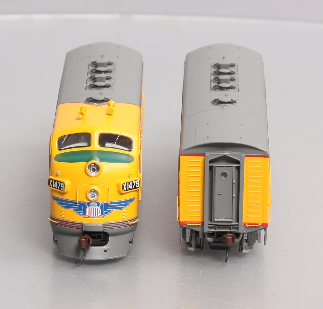 Athearn G1625 HO Scale Union Pacific F-7A/B Diesel Locomotive Set #1479/1492C LN/Box