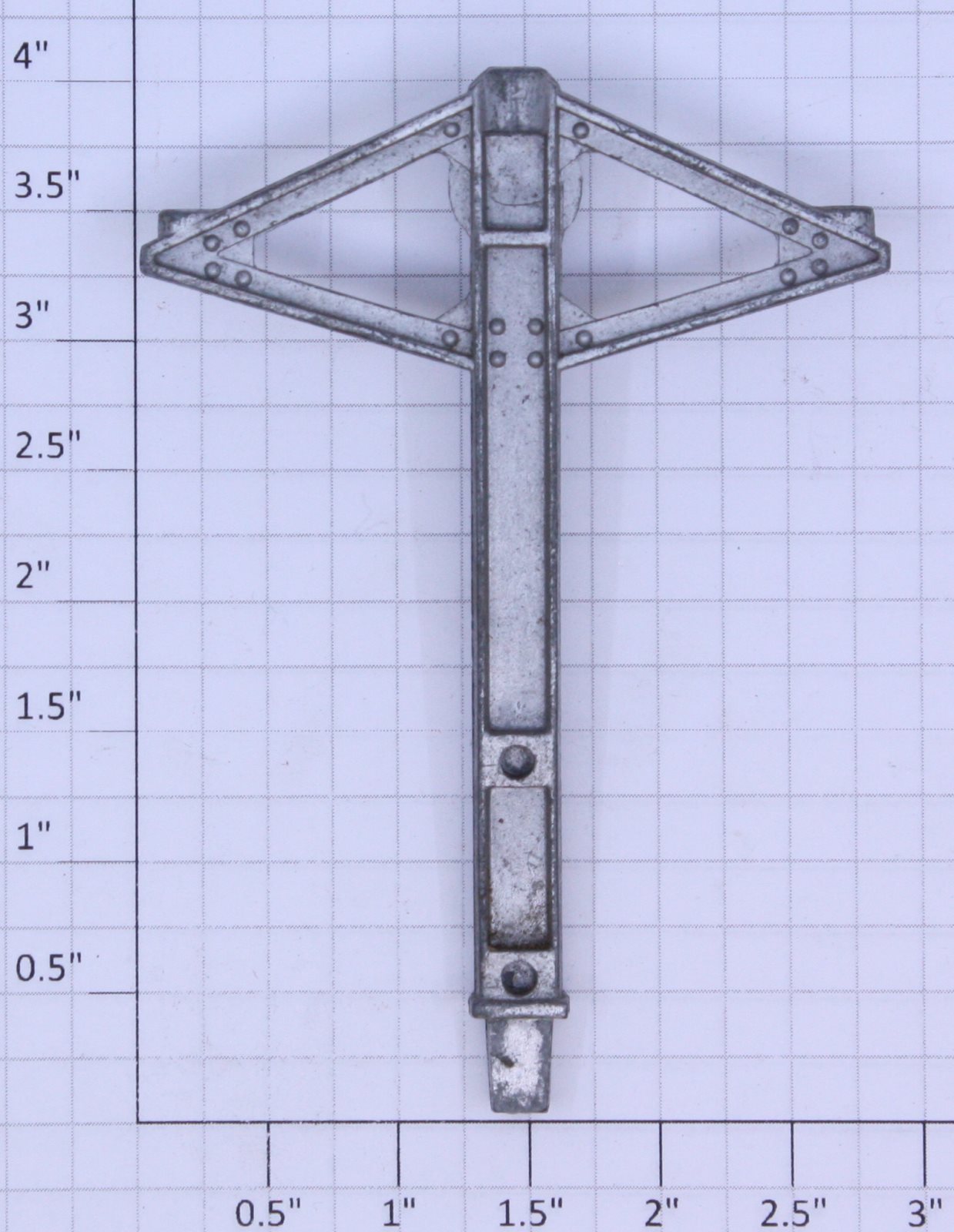 Lionel 156-11 Silver End Post with Light Socket