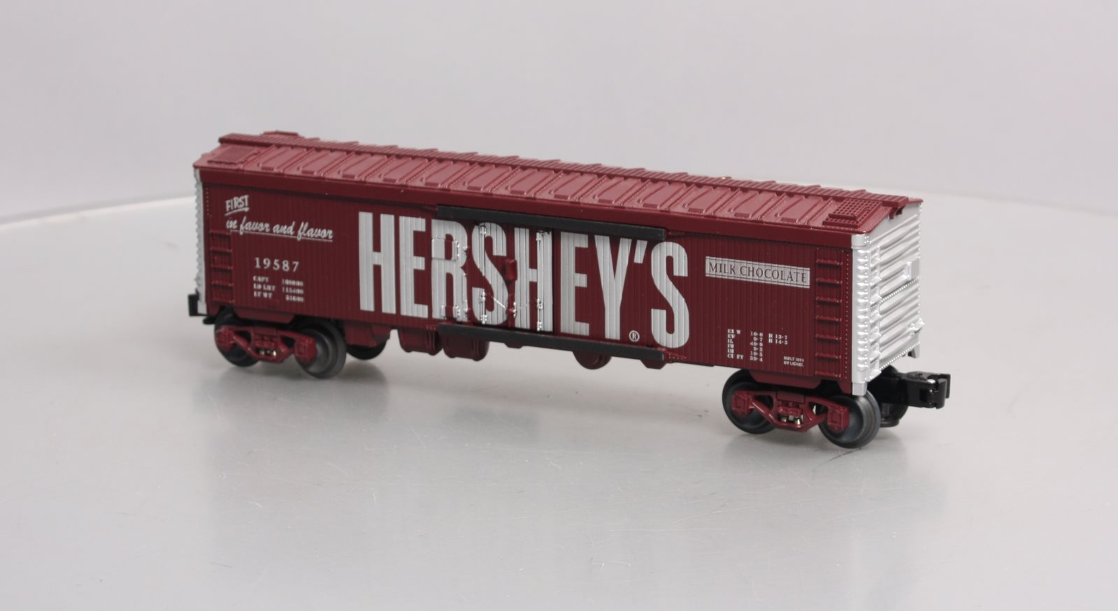 Lionel 6-19587 O Gauge Hershey's Chocolate Reefer