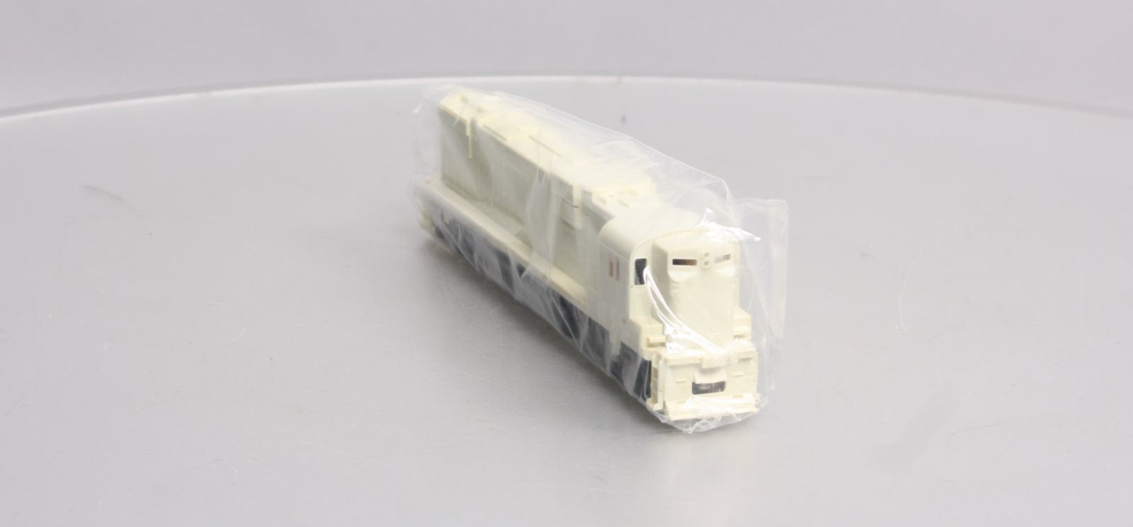 Stewart 6350 HO Undecorated Diesel ALCO Century C-630 Powered