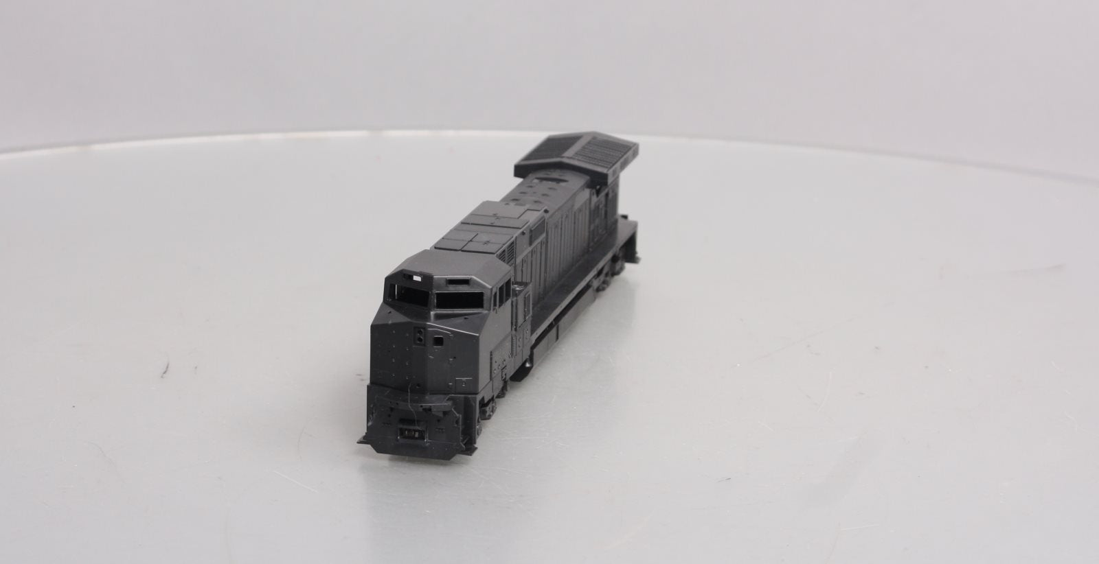 Athearn 4900 HO Undecorated C44-9W Powered Locomotive