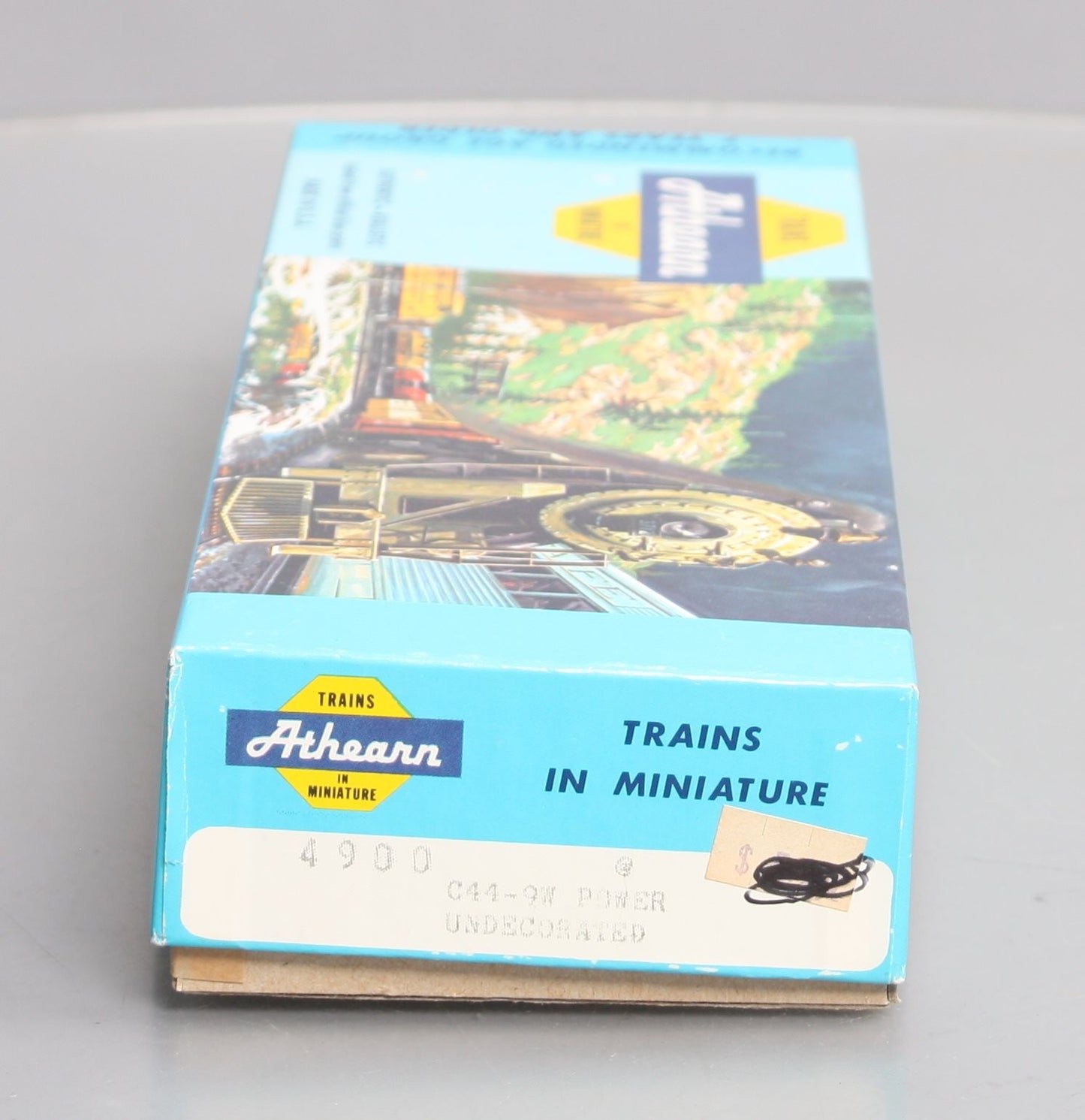 Athearn 4900 HO Undecorated C44-9W Powered Locomotive