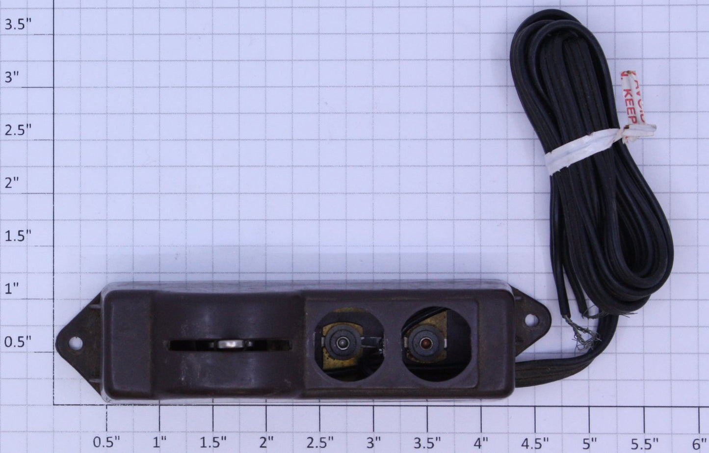 Lionel 5122-2 O Gauge Brown Switch Controller without Bulbs, Sockets, or Lenses