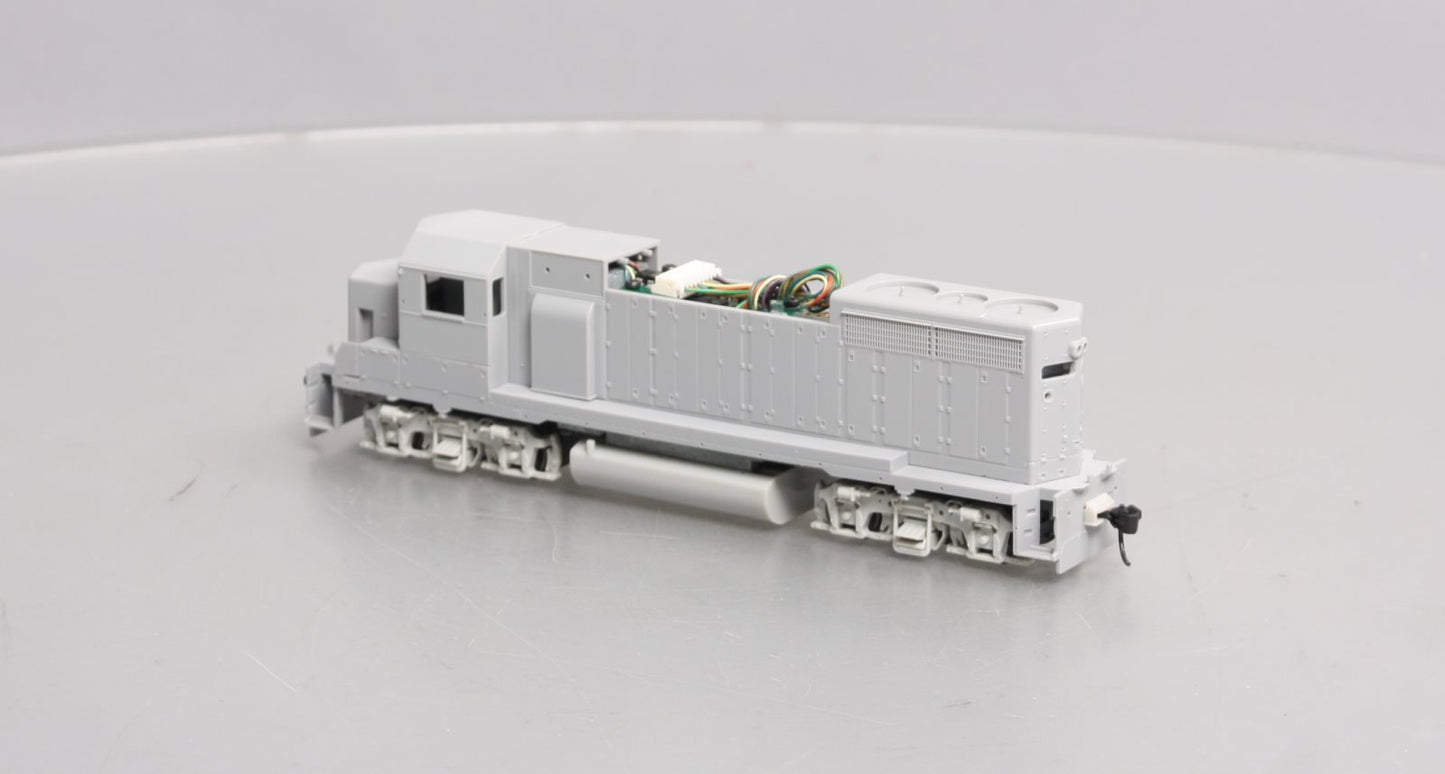 Walthers 920-49162 HO Undecorated EMD GP35 Phase II Standard DC