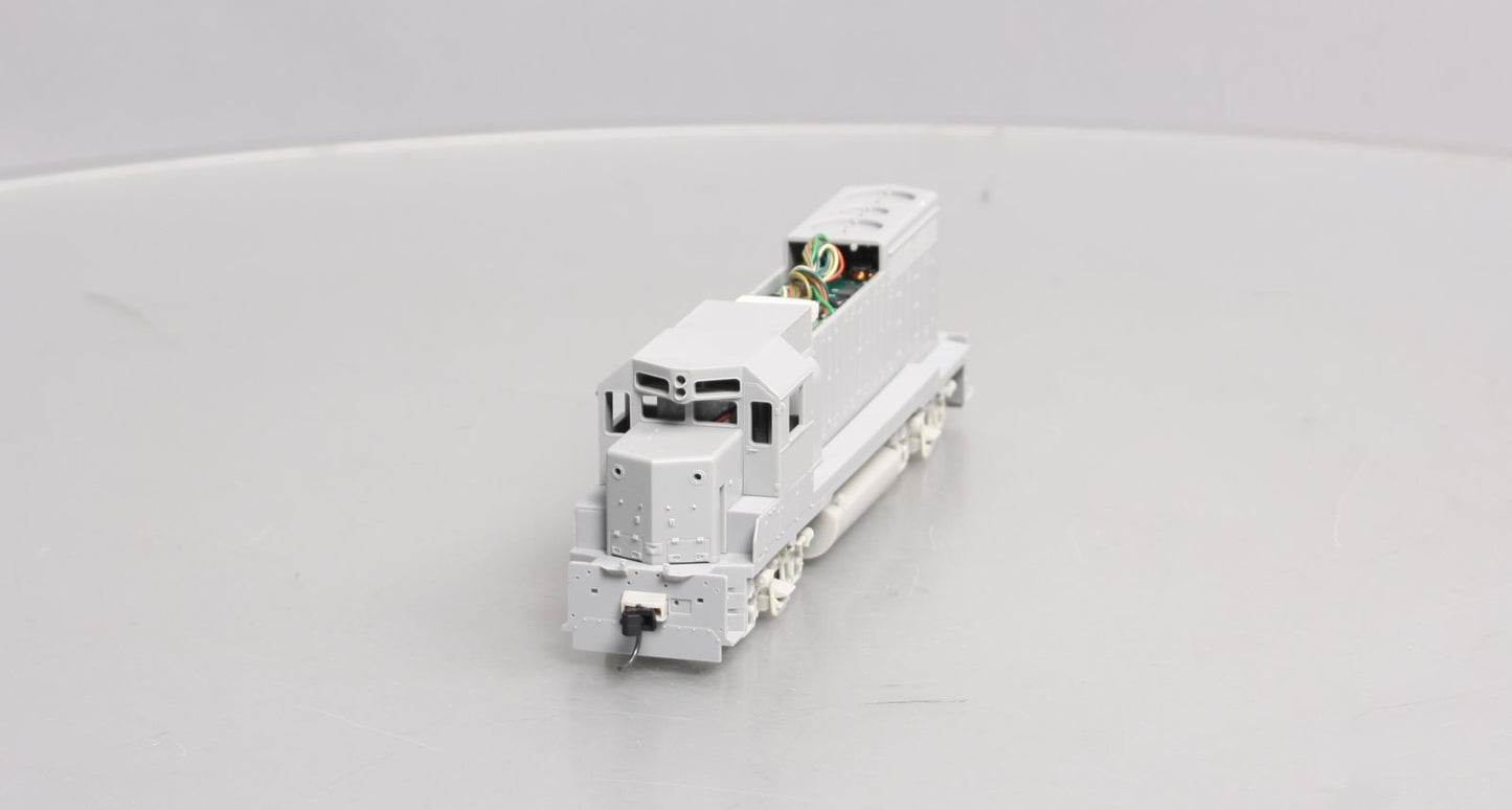 Walthers 920-49162 HO Undecorated EMD GP35 Phase II Standard DC