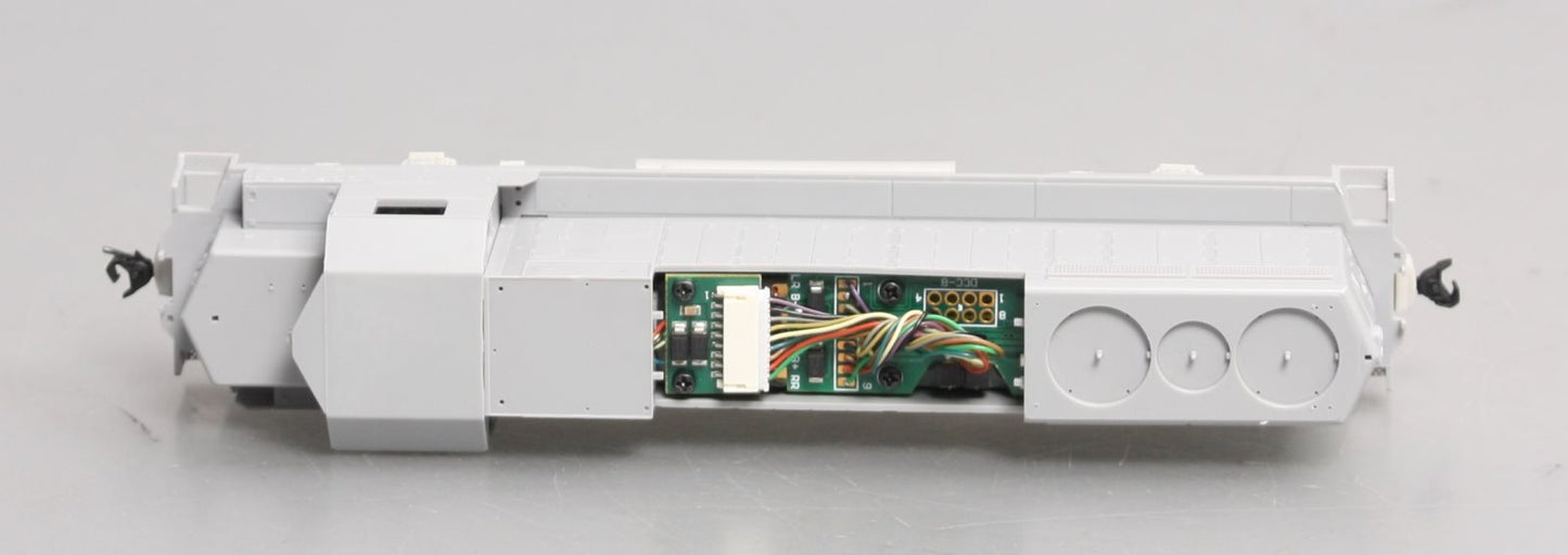 Walthers 920-49162 HO Undecorated EMD GP35 Phase II Standard DC