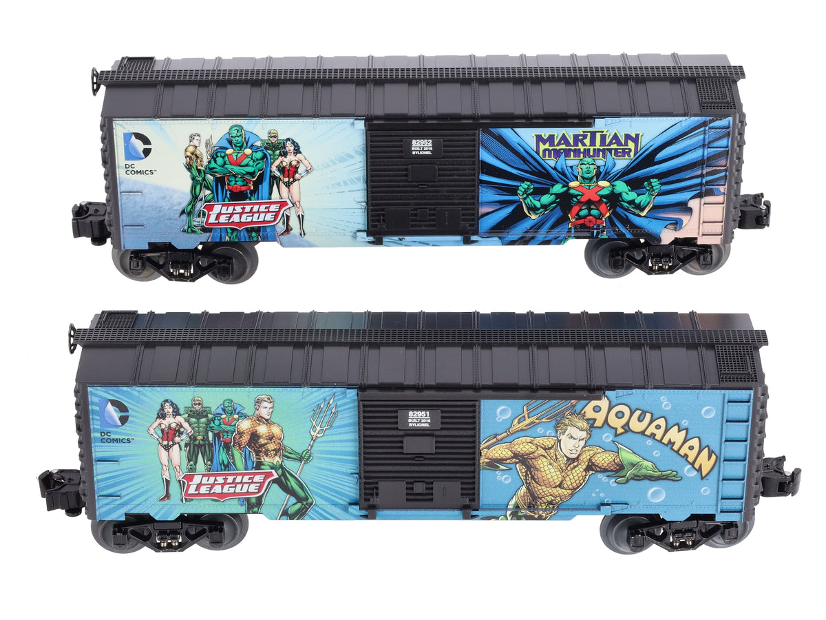 Lionel 6-82950 O Gauge Aquaman/Martian Manhunter Boxcars (Set of 2) NIB