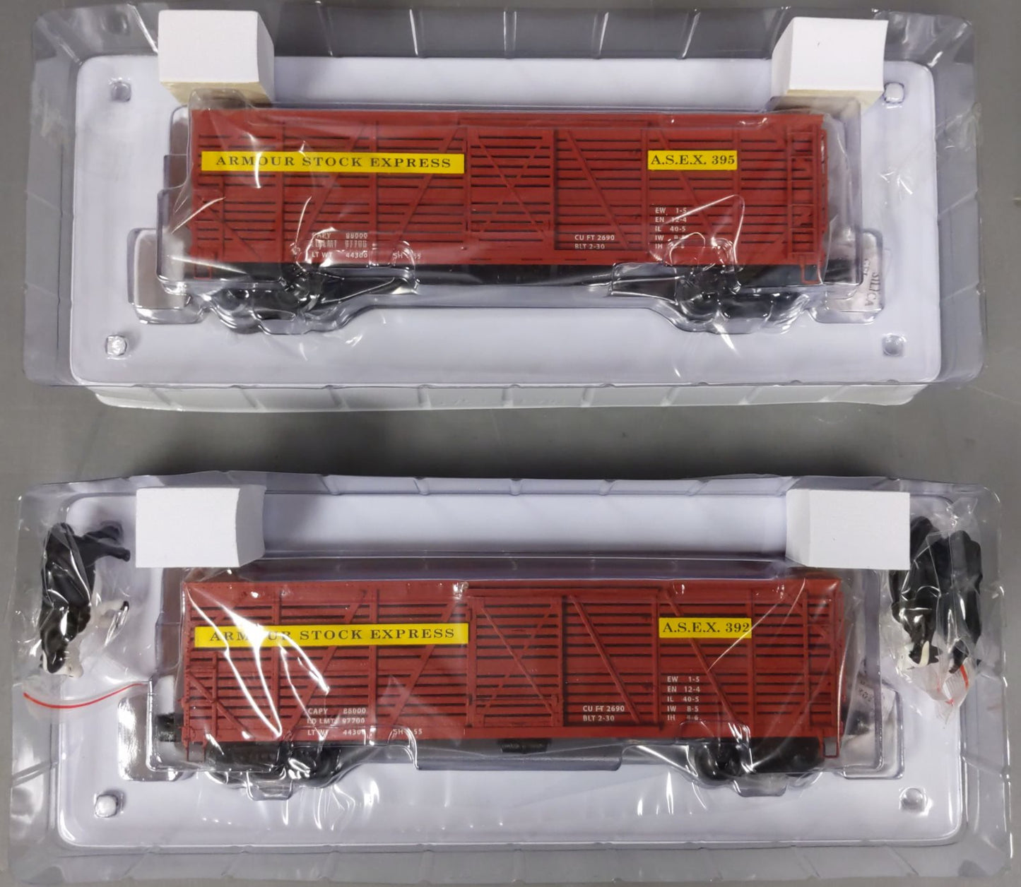 Lionel 2026810 O VISIONLINE Armour Stock Car  (Set of 3)