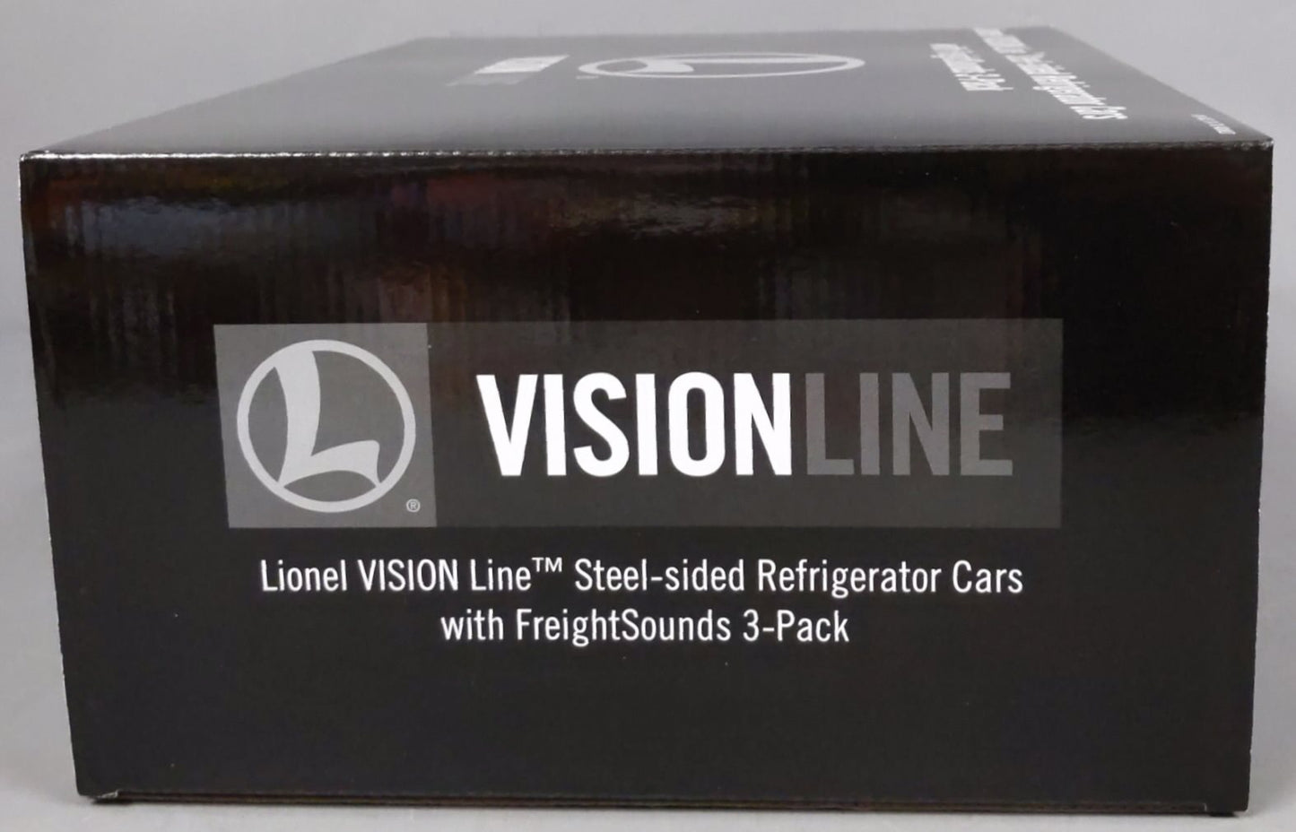 Lionel 6-83549 O VISIONLINE ATSF Reefers w/One Operating Car (Set of 3)