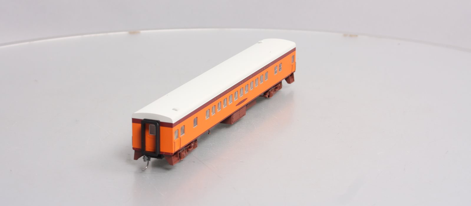 Fox Valley Models HO Scale Milwaukee Road Hiawatha Passenger Car #4439 LN