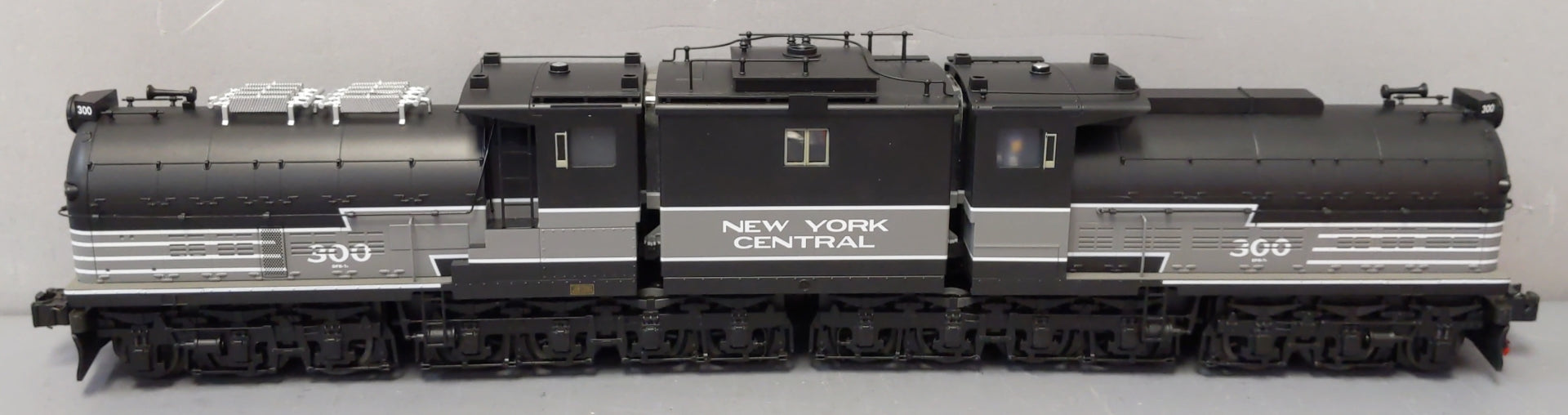 Lionel 1933600 O New York Central Legacy Bipolar Electric Locomotive #300