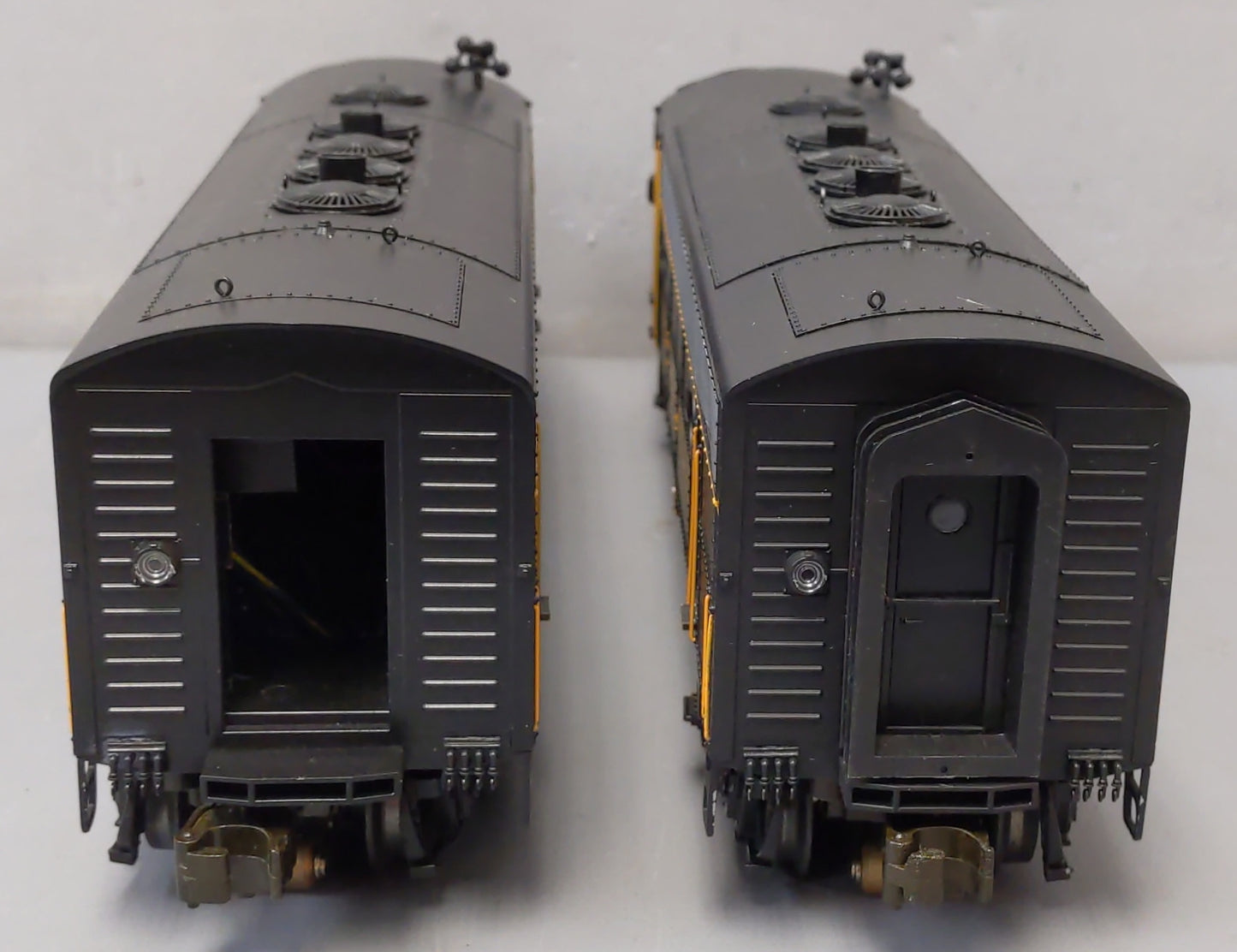 Lionel 6-34689 O Western & Maryland F-7AA Powered Diesel Locomotive #236/240