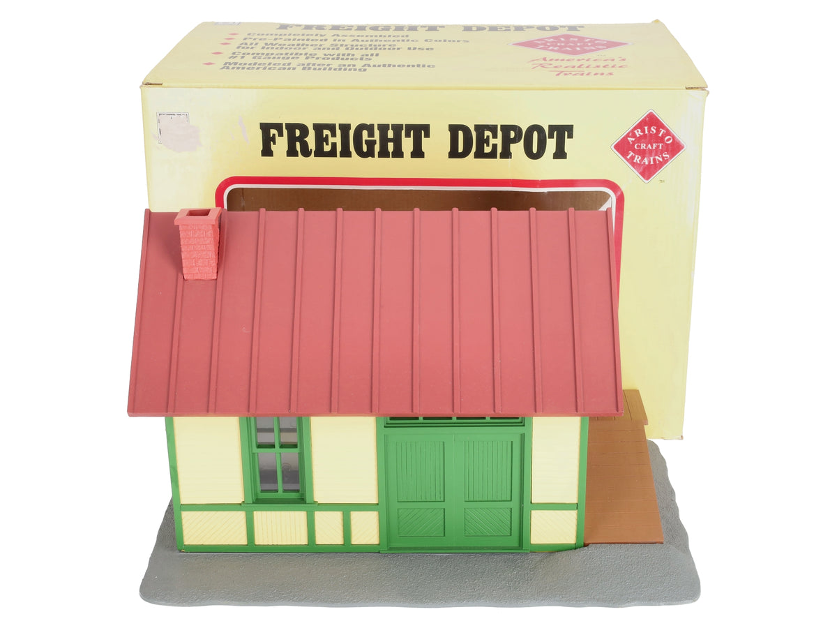 Aristo-Craft ART-7201 G Gauge Scale Freight Depot LN/Box