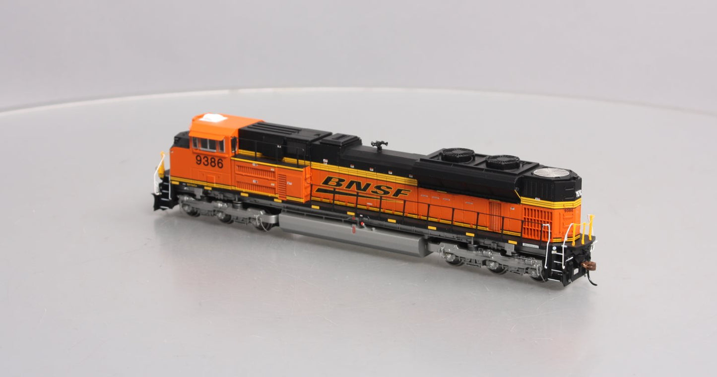 Athearn G68509 HO BNSF SD70ACe with High Headlight Wedge #9386