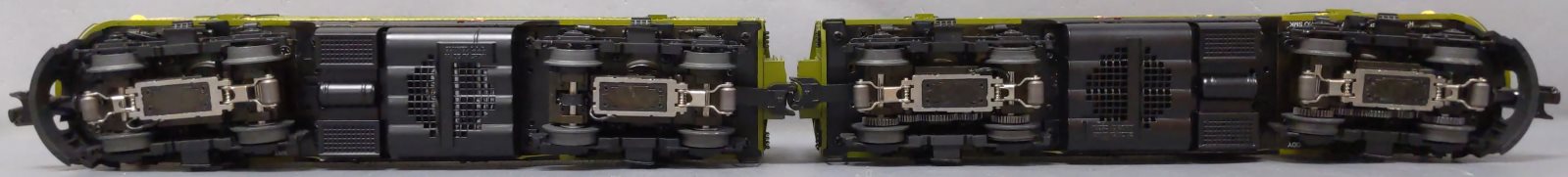 Lionel 6-34645 Canadian National Legacy F3 A-A Diesel Engine Set #9000/#9002
