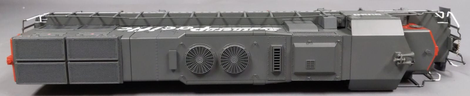 Lionel 6-38922 O Southern Pacific SD40T-2 Diesel Locomotive #8326 w/Legacy