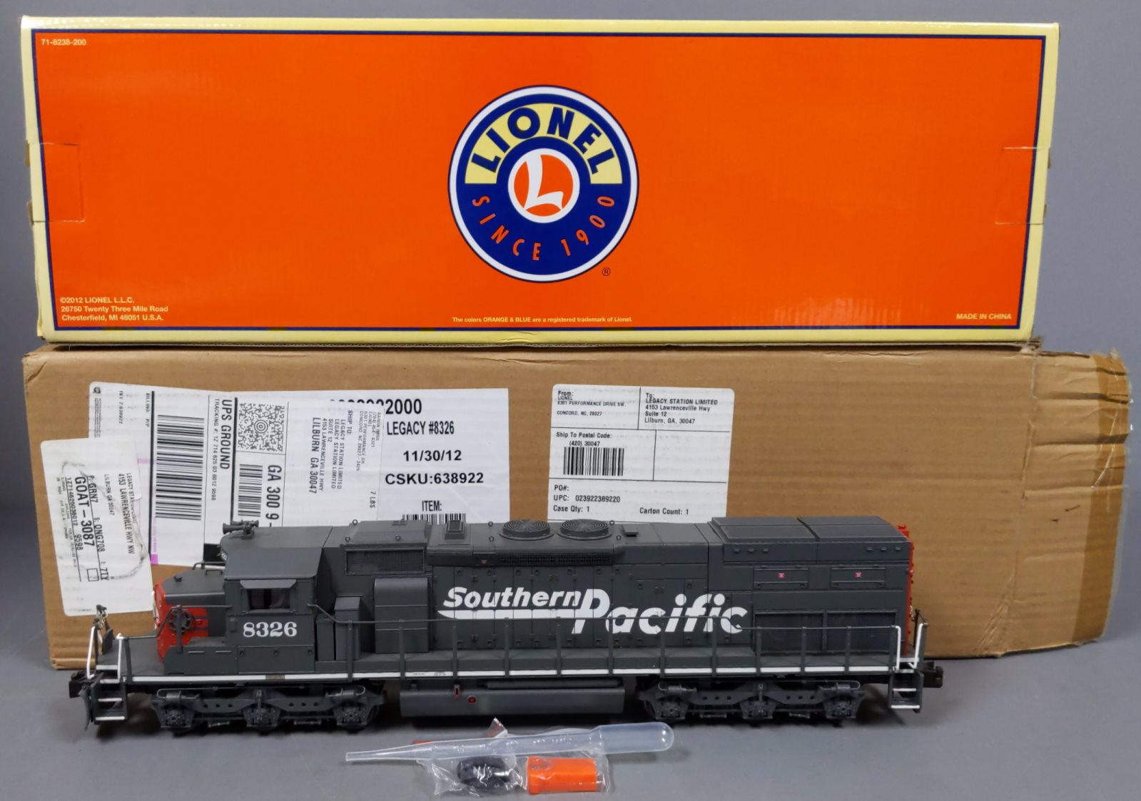 Lionel 6-38922 O Southern Pacific SD40T-2 Diesel Locomotive #8326 w/Legacy