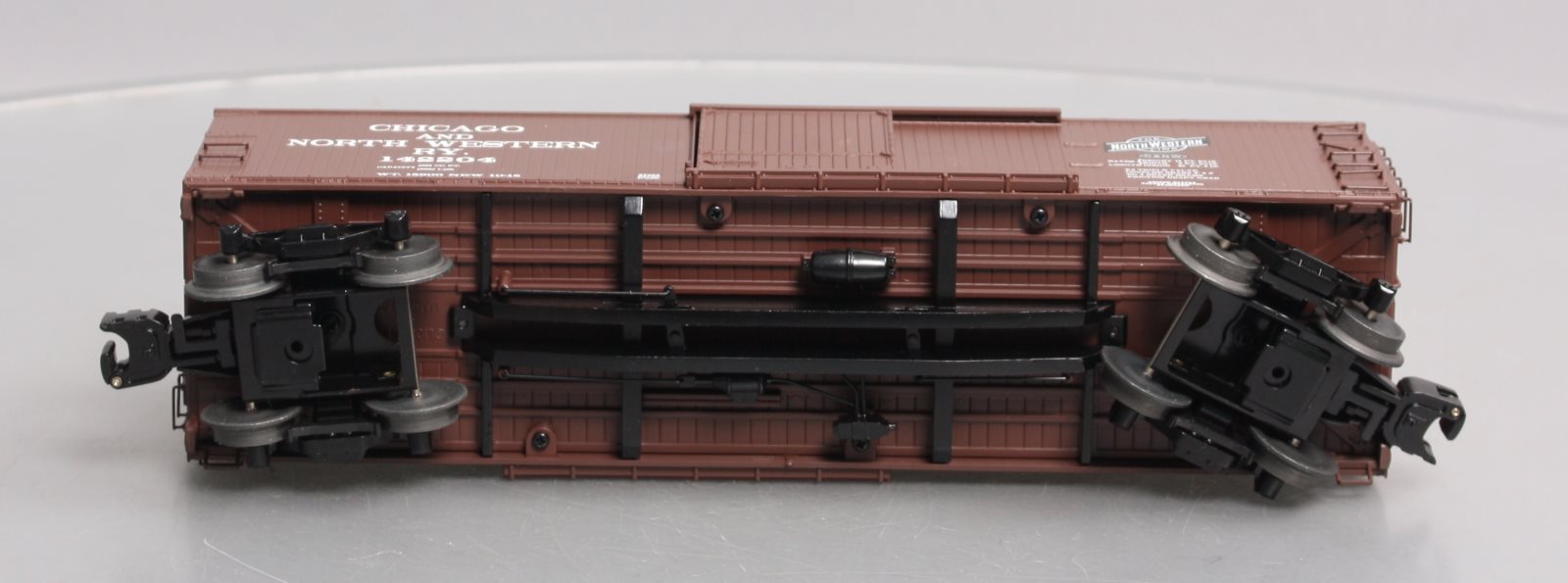 Lionel 6-27234 O Gauge Chicago & North Western Double-Sheathed Boxcar #142204 EX/Box