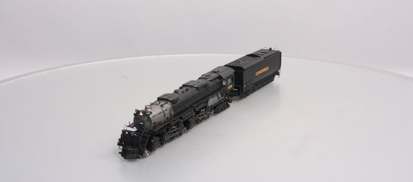 Athearn G97229 HO Clinchfield Railroad 4-6-6-4 with DCC & Sound #675