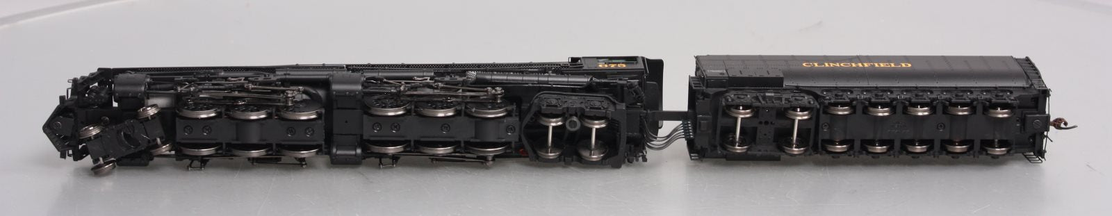 Athearn G97229 HO Clinchfield Railroad 4-6-6-4 with DCC & Sound #675
