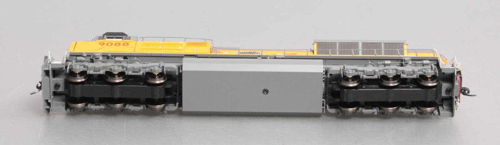 Athearn G89833 HO Union Pacific SD70ACe Diesel Locomotive with DCC & Sound #9088