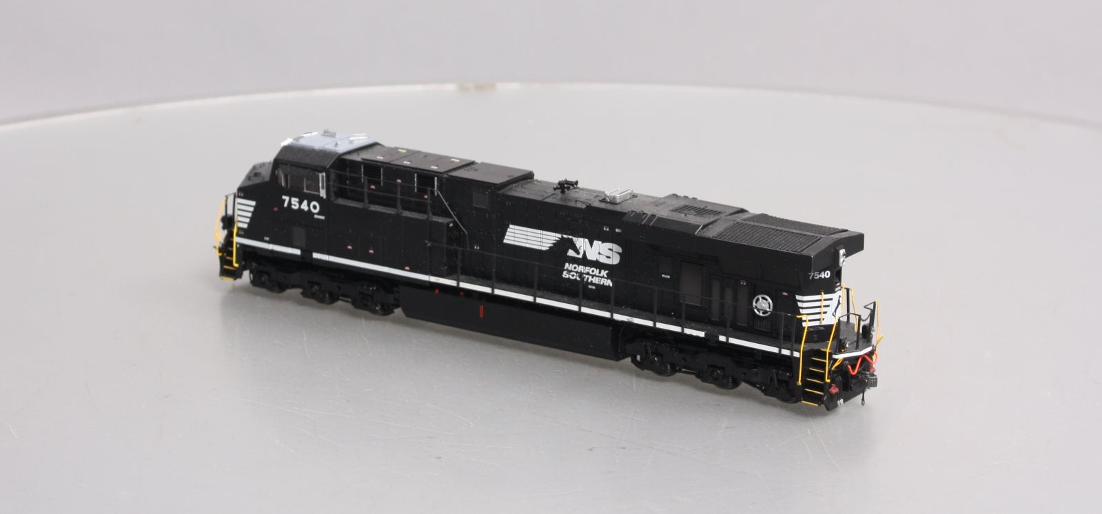 Athearn G83041 HO Norfolk Southern w/PTC ES40DC Diesel Locomotive #7540