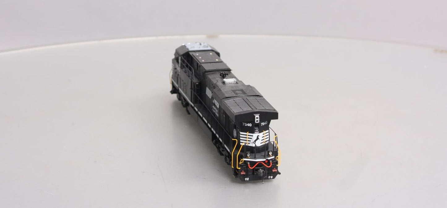 Athearn G83041 HO Norfolk Southern w/PTC ES40DC Diesel Locomotive #7540