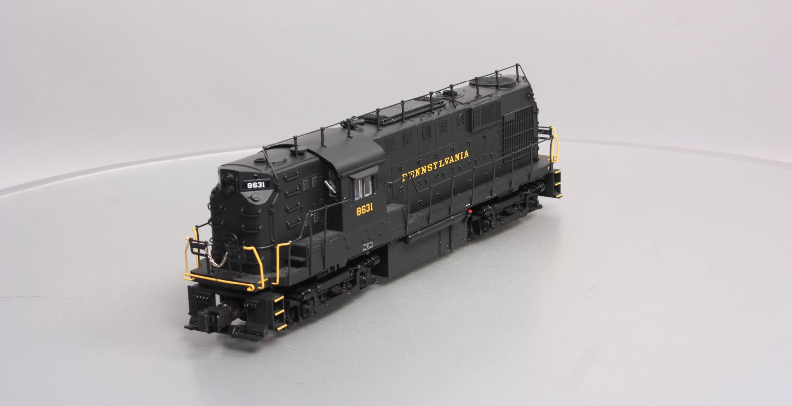 Lionel 6-38458 O Gauge Pennsylvania RR RS-11 Diesel Locomotive #8631 w/ Legacy