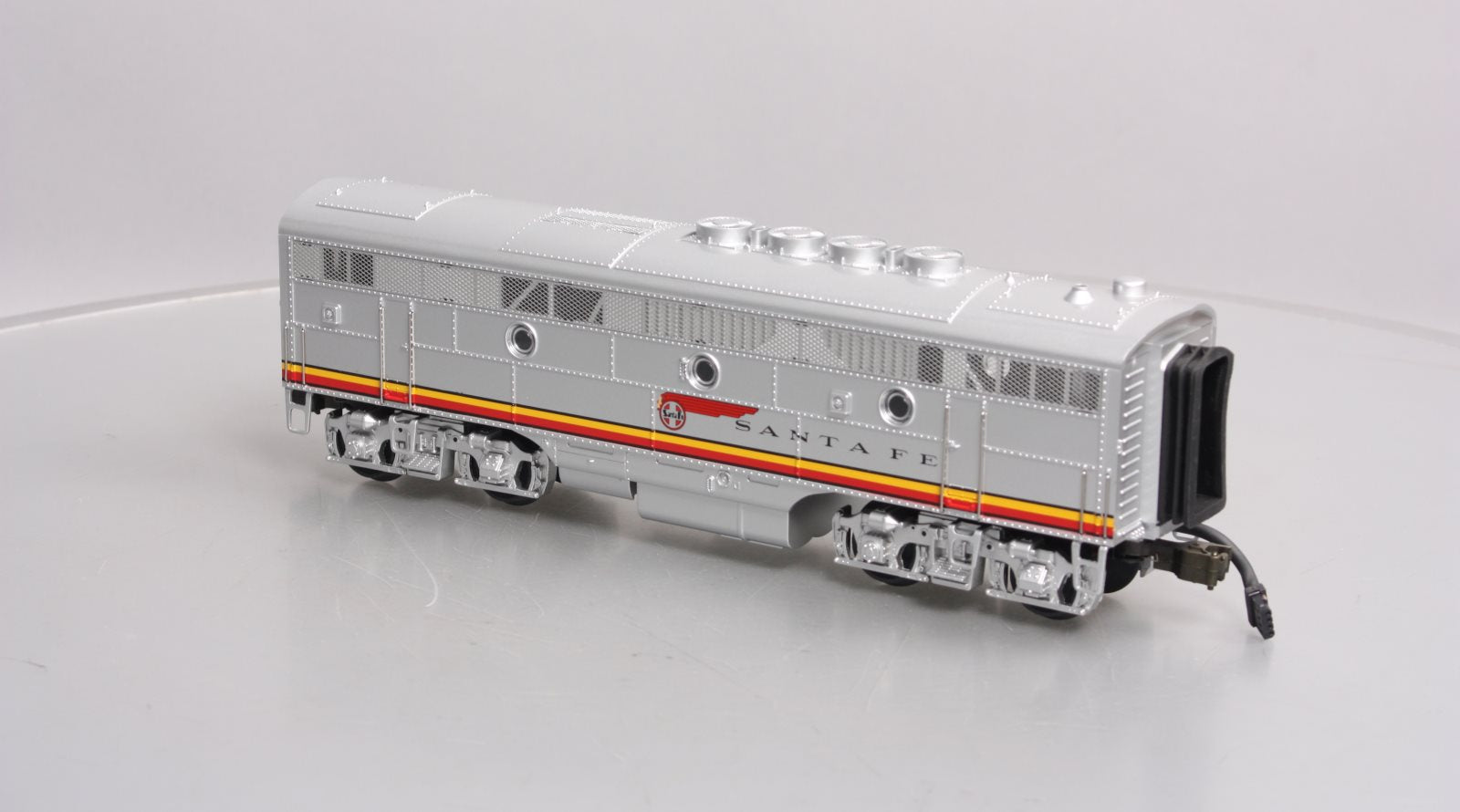 MTH 20-2151-3 O Gauge Santa Fe F3 Non-Powered B-Unit Diesel Engine LN