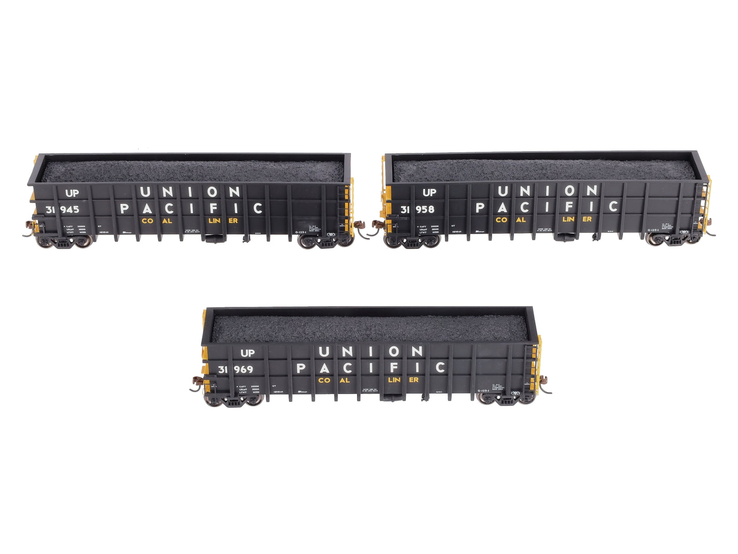 Athearn 97449 HO Scale Union Pacific Thrall High-Side Coal Gondolas (Set of 3)