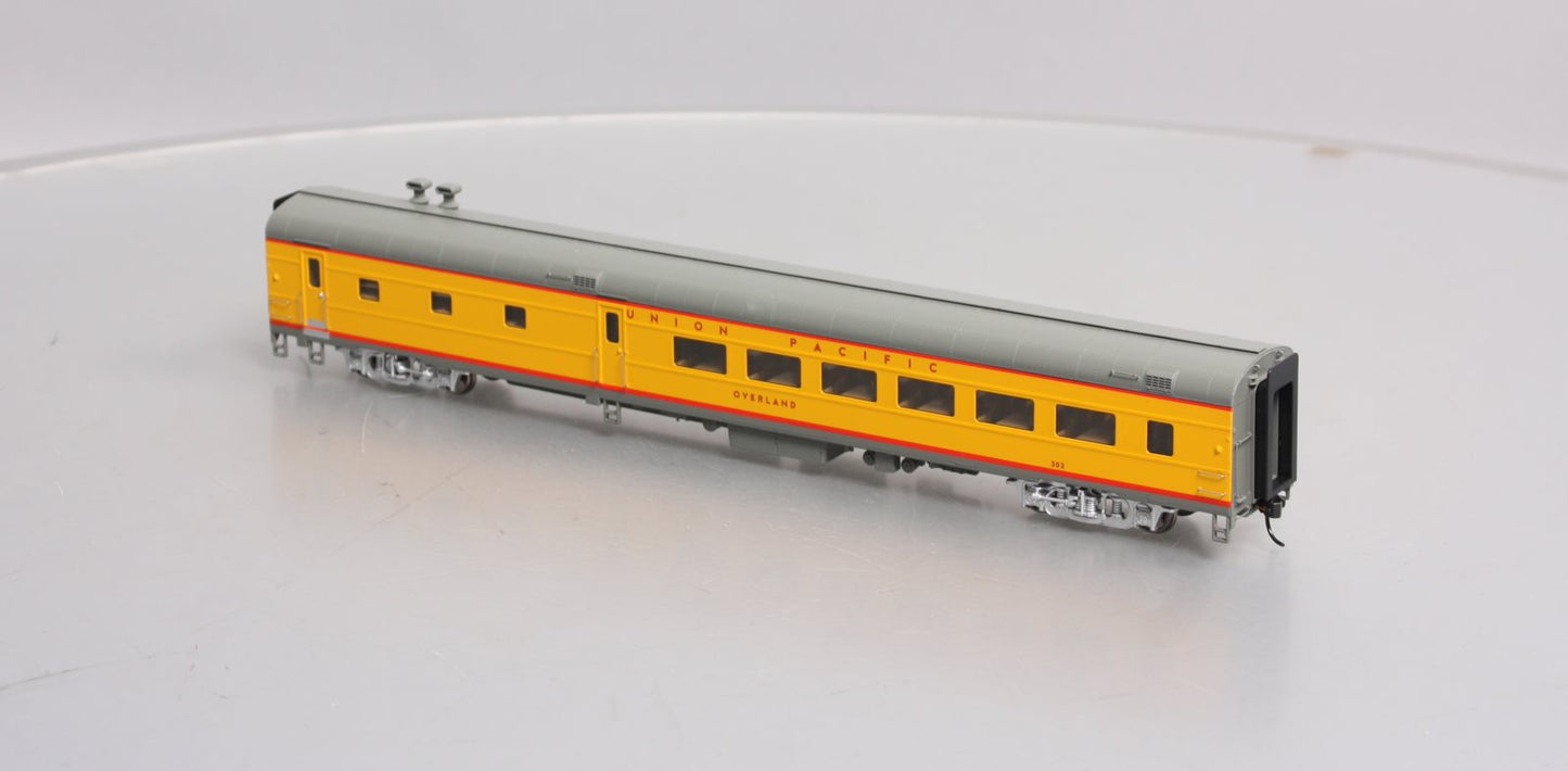 Walthers 920-18603 HO Union Pacifc Overland 85' ACF 44-Seat Lighted Coach
